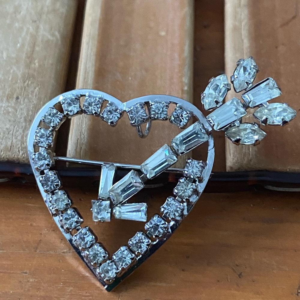 Vintage Phyllis  Silver Heart Brooch Pendant Rhinestones Cupid’s Arrow